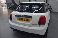 USED 2018 18 MINI HATCH 1.5 Cooper Hatchback 5dr Petrol Steptronic Euro 6 (s/s) (136 ps) DAB - Bluetooth - Air Conditioning