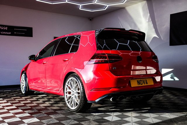 2017 Volkswagen Golf 2L R 5dr - Photo 12