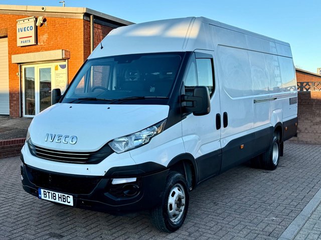 View our IVECO DAILY