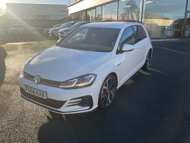 2018 VOLKSWAGEN GOLF - Photo 4