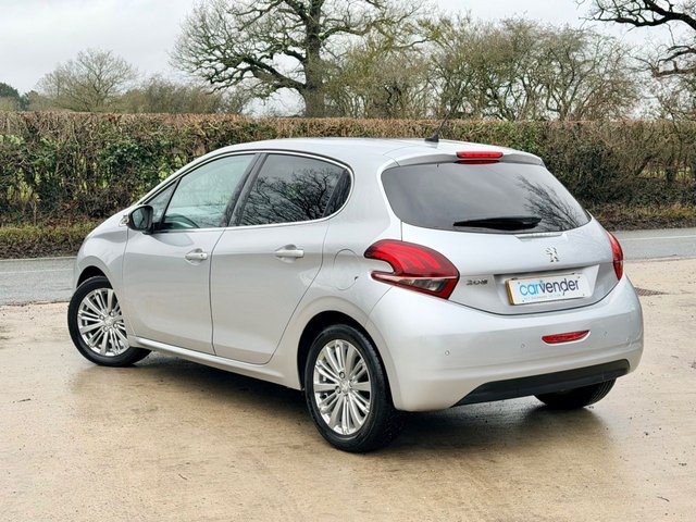 2018 Peugeot 208 1.2L Allure 5dr - Photo 7