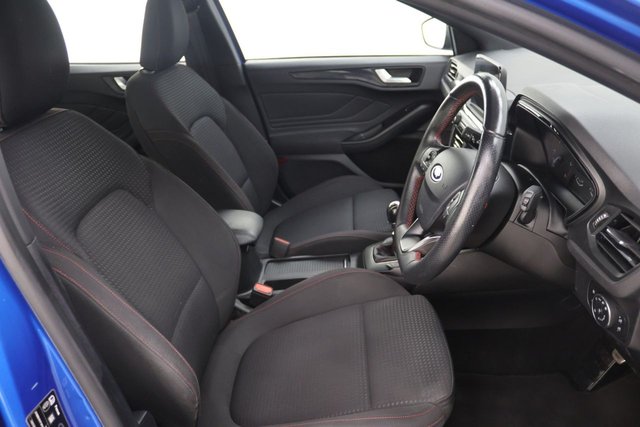 2019 Ford Focus 1L St-Line 5dr - Photo 11