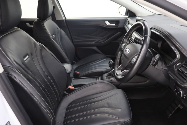 2020 Ford Focus 1L Vignale Edition 5dr - Photo 12