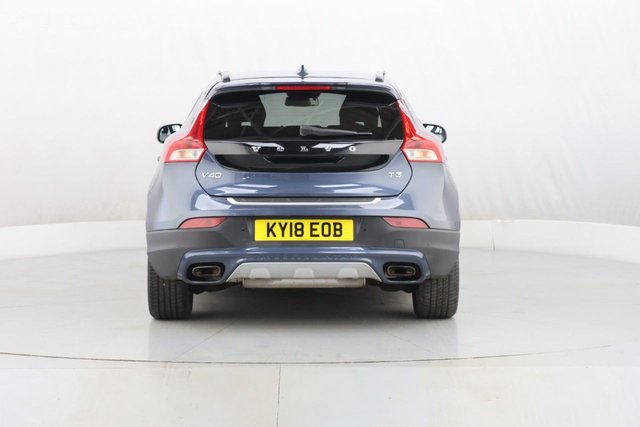 2018 Volvo V40 Cross Country 2L Pro 5dr - Photo 9