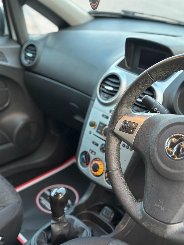 View our VAUXHALL CORSA