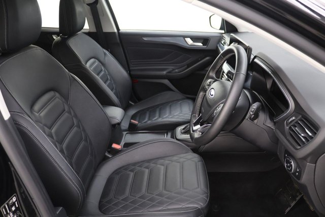 2022 Ford Focus 1L Active Vignale 5dr - Photo 12