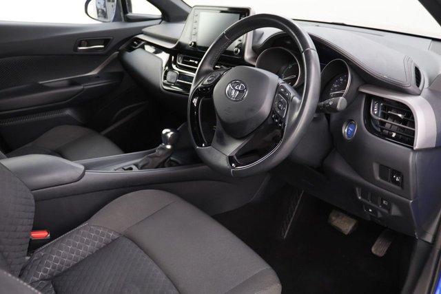 2022 Toyota C-HR 1.8L Icon 5dr - Photo 10