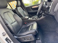 USED 2018 18 VOLVO XC40 2.0 T4 Momentum Pro SUV 5dr Petrol Auto AWD Euro 6 (s/s) (190 ps) Heated Seats, Leather Seats