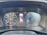 USED 2018 18 VOLVO XC40 2.0 T4 Momentum Pro SUV 5dr Petrol Auto AWD Euro 6 (s/s) (190 ps) Heated Seats, Leather Seats