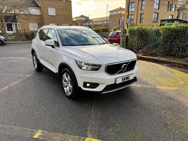 View our Volvo Xc40 2.0 T4 Momentum Pro SUV 5dr Petrol Auto AWD Euro 6 (s/s) (190 ps)