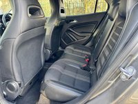 USED 2019 69 MERCEDES-BENZ GLA 1.6 GLA200 Urban Edition SUV 5dr Petrol 7G-DCT Euro 6 (s/s) (156 ps) Reverse Camera, Parking Sensors