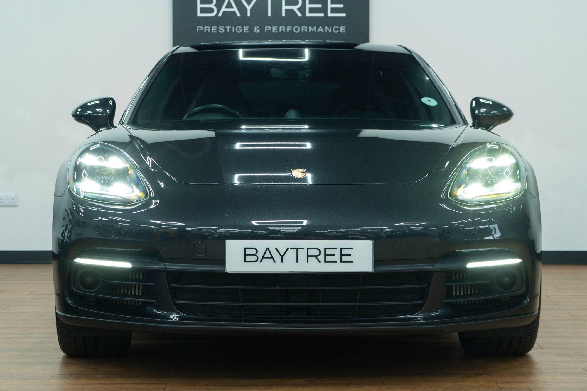 USED 2020 20 PORSCHE PANAMERA 2.9 V6 E-Hybrid 14kWh 4 10 Years Edition Saloon  