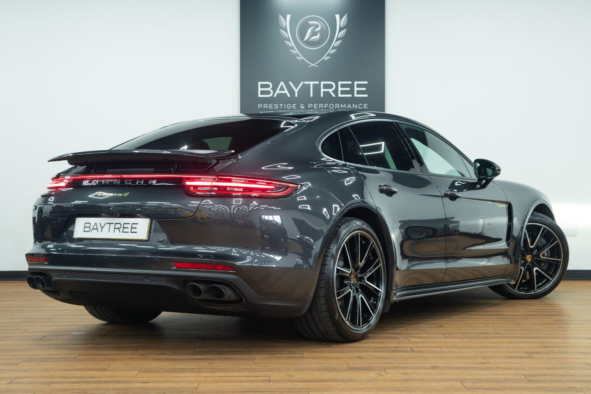 USED 2020 20 PORSCHE PANAMERA 2.9 V6 E-Hybrid 14kWh 4 10 Years Edition Saloon  