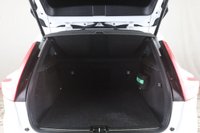 USED 2022 63 VOLVO XC40 1.5h T5 Recharge 10.7kWh Ultimate Bright Auto Euro 6 (s/s) 5dr SPRING SALE NOW ON, SAVE 100s!