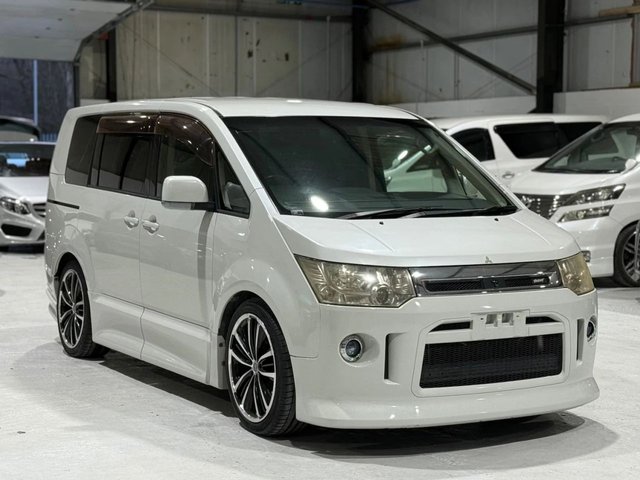 View our MITSUBISHI DELICA