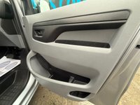 USED 2022 72 CITROEN DISPATCH 2.0 BLUE E-HDi 1400 ENTERPRISE PRO M PANEL VAN 6DR DESIEL EAT8 AUTOMATIC FWD 2 EURO 6 (S/S) (145 PS) NAV NO VAT - 1 DIRECT COMPANY OWNER FROM NEW - FULL CITROEN MAIN DEALER SERVICE HISTORY - HPI CHECK ALL CLEAR - ULEZ / LEZ / CAZ COMPLIANT - STUNNING METALLIC GREY COLOUR - EURO 6 - 3 SEATER - TOUCH SCREEN - CARPLAY - ANDRIOD AUTO - PARK ASSIST - CRUISE CONTROL - AUTO LIGHTS - AUTO WIPERS - DAB - BLUETOOTH - PLY LINED - FINANCE AVAILABLE - ZERO DEPOSIT OFFERS - ALL VANS/CARS WELCOME IN PART-EXCHANGE, ANY AGE, ANY MILEAGE, ANY CONDITION