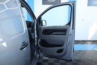 USED 2022 72 CITROEN DISPATCH 2.0 BLUE E-HDi 1400 ENTERPRISE PRO M PANEL VAN 6DR DESIEL EAT8 AUTOMATIC FWD 2 EURO 6 (S/S) (145 PS) NAV NO VAT - 1 DIRECT COMPANY OWNER FROM NEW - FULL CITROEN MAIN DEALER SERVICE HISTORY - HPI CHECK ALL CLEAR -  STUNNING ARTENSE METALLIC - VAN GUARD ROOF RACK - PREMIUM RACKING - 145 BHP - CAR PLAY - AIR CON - CRUISE  - OUR CARE PACKAGE INCLUDES - 12 MONTHS MOT - INTERIM SERVICE - 6 MONTHS NATIONWIDE WARRANTY - 12 MONTHS BREAKDOWN COVER - FINANCE AVAILABLE - ZERO DEPOSIT OFFERS - ALL VANS/CARS WELCOME IN PART-EXCHANGE, ANY AGE, ANY MILEAGE, ANY CONDITION
