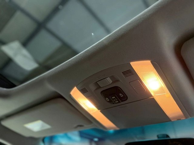 View our TOYOTA VELLFIRE