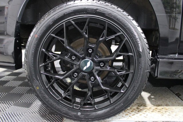 2023 Ford Transit Custom 2L Limited 5dr - Photo 8