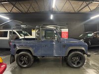 USED 2012 12 LAND ROVER DEFENDER 90 2.2 TDCi Soft Top SUV 3dr Diesel Manual 4WD SWB Euro 5 (122 ps) 2012 LANDROVER DEFENDER 90 SOFT TOP 2.2 TDCI - ONE OWNER FROM NEW - 12 SERVICES TO 77K MILES - BRAND NEW SOFT TOP COVERSION - 18 INCH ALLOYS - XS HALF LEATHER FRONT SEATS - FULL REAR MOUNTED SPARE - OFF ROAD TYRES