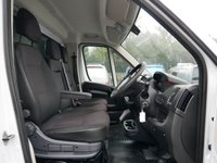 USED 2023 72 PEUGEOT BOXER 335 2.2 BLUEHDI 140 BHP L4 X-LONG LUTON + LIFT 1 OWNER | AIR CON | JC PAYNE | TAIL-LIFT