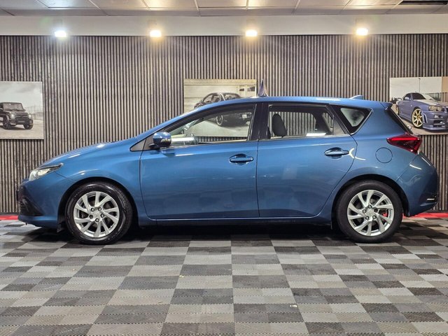 2016 TOYOTA AURIS 1.6 D-4D Business Edition Euro 6 (s/s) 5dr - Photo 6
