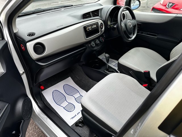 2012 TOYOTA YARIS 1.3 Automatic JDM Petrol Hatchback Silver 5dr - Photo 9