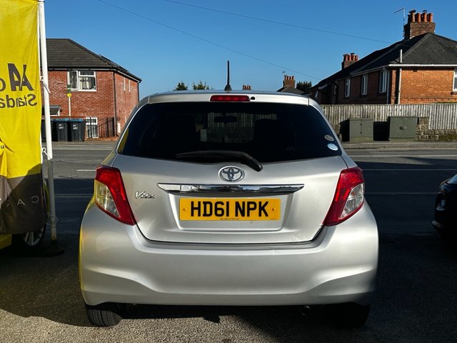 2012 TOYOTA YARIS 1.3 Automatic JDM Petrol Hatchback Silver 5dr - Photo 7