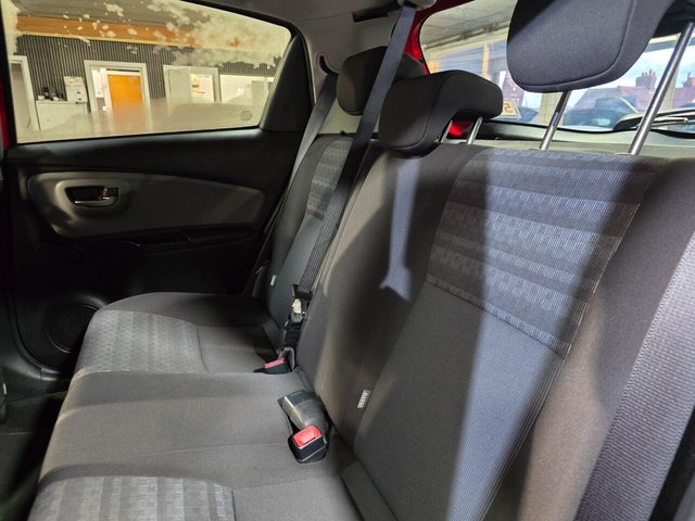 2017 TOYOTA YARIS 1.33 Dual VVT-i Icon Euro 6 5dr - Photo 12