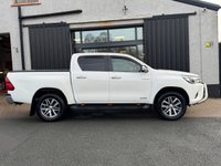 USED 2017 TOYOTA HI-LUX 2.4 D-4D Invincible Pickup Double Cab 4dr Diesel Manual 4WD Euro 6 (s/s) (TSS, 3.5t) (150 ps) 