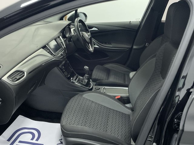 2021 VAUXHALL ASTRA - Photo 5