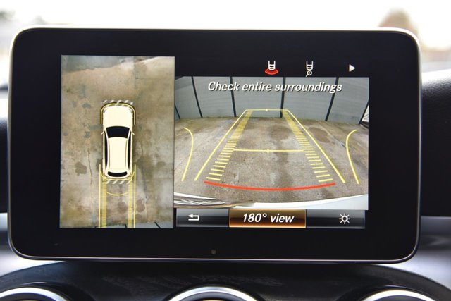 2016 Mercedes-Benz GLC - Photo 4