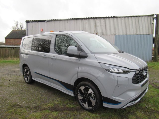 View our Ford Transit Custom 320 SPORT L1 DCIV, Plug in Hybrid 2.5 Petrol, Rear Tailgate 232 BHP