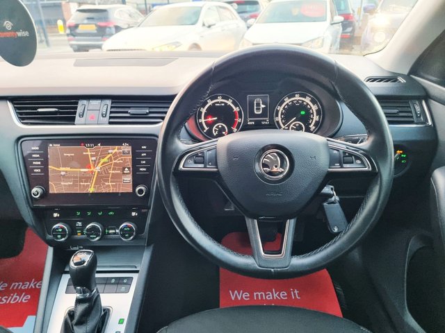 2020 SKODA OCTAVIA - Photo 5