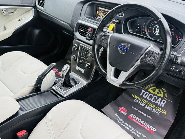 2013 VOLVO V40 CROSS COUNTRY - Photo 10