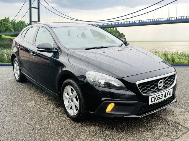 2013 VOLVO V40 CROSS COUNTRY