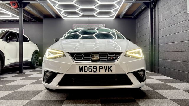 2020 SEAT IBIZA 1.0 MPI FR Hatchback 5dr Petrol Manual Euro 6 (s/s) GPF (80 ps) - Photo 4