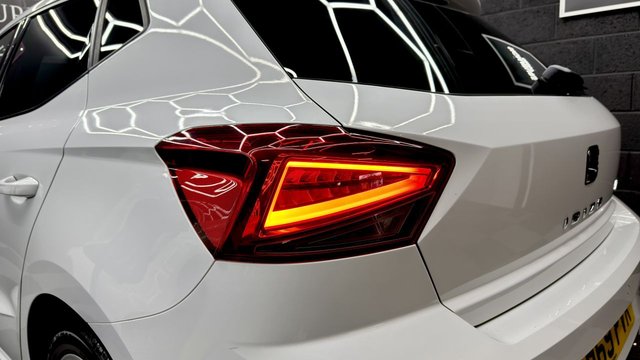 2020 SEAT IBIZA 1.0 MPI FR Hatchback 5dr Petrol Manual Euro 6 (s/s) GPF (80 ps) - Photo 9