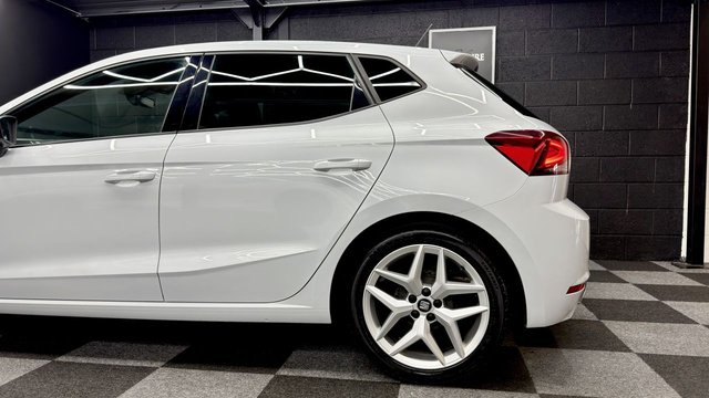 2020 SEAT IBIZA 1.0 MPI FR Hatchback 5dr Petrol Manual Euro 6 (s/s) GPF (80 ps) - Photo 12