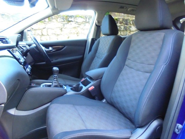 2015 NISSAN QASHQAI 1.5 dCi n-tec+ SUV 5dr Diesel Manual 2WD Euro 5 (s/s) (110 ps) - Photo 6