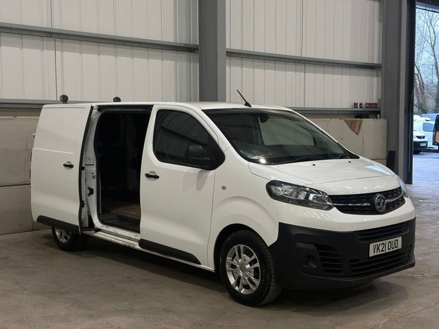 2021 VAUXHALL VIVARO - Photo 3
