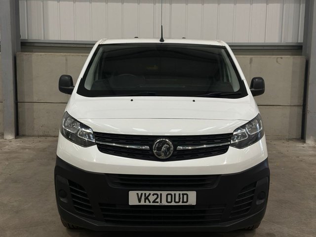 2021 VAUXHALL VIVARO - Photo 5