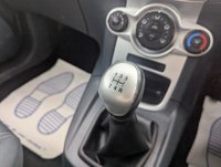 USED 2009 09 FORD FIESTA 1.25 Zetec Hatchback 3dr Petrol Manual (133 g/km, 81 bhp) SERVICE HISTORY INC.CAMBELT