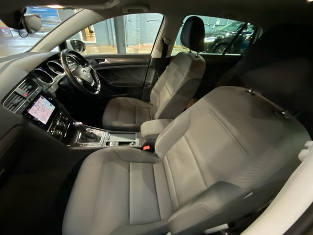 2019 VOLKSWAGEN GOLF (2019) - Photo 8