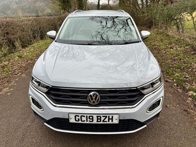 2019 VOLKSWAGEN T-ROC - Photo 7