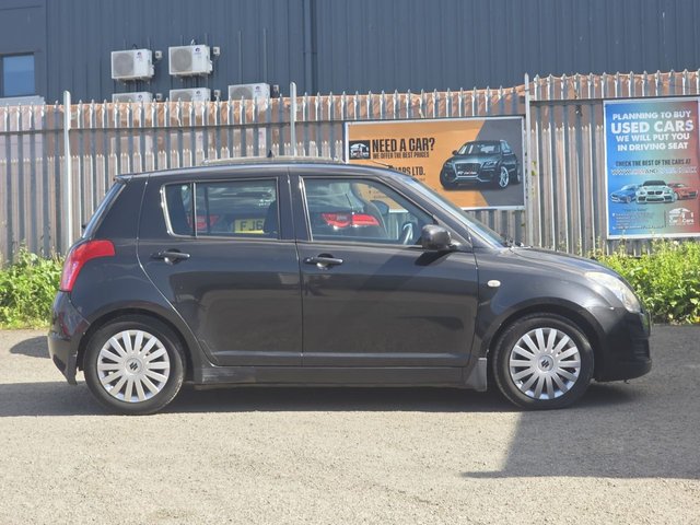 View our SUZUKI SWIFT