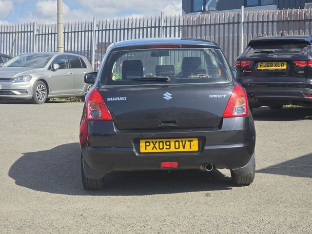 View our SUZUKI SWIFT