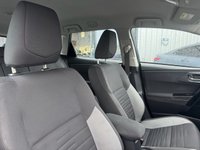 USED 2019 68 TOYOTA AURIS 1.8 VVT-h Icon Tech Touring Sports 5dr Petrol Hybrid CVT Euro 6 (s/s) (136 ps) JUST SERVICED*SAT-NAV*CAMERA*DAB
