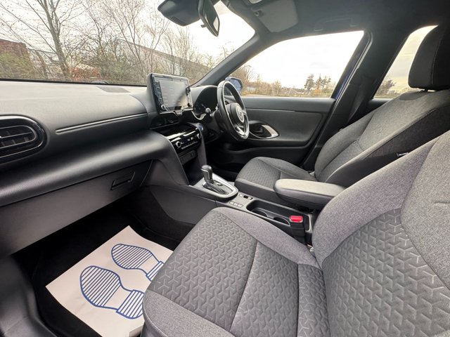 2022 Toyota Yaris Cross 1.5L Design 5dr - Photo 8