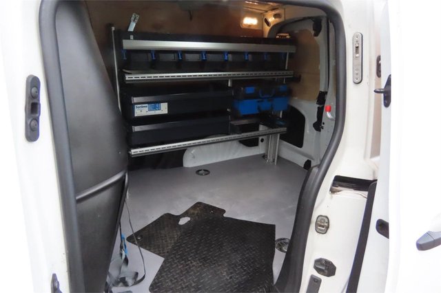 2021 Vauxhall Combo 1.5L Edition 4dr - Photo 4